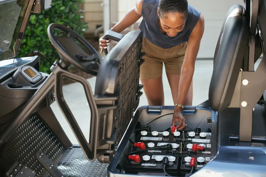 Batteries utilizing lead acid