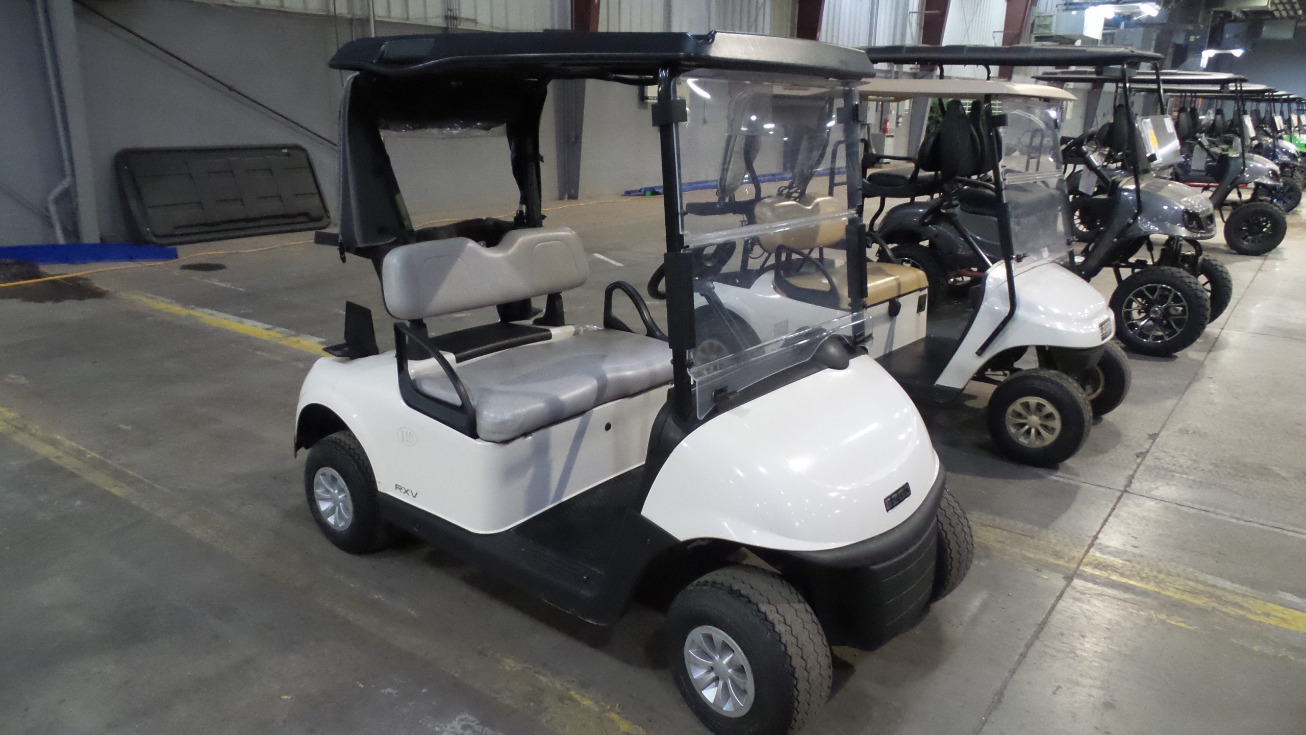 2021 EZGO RXV