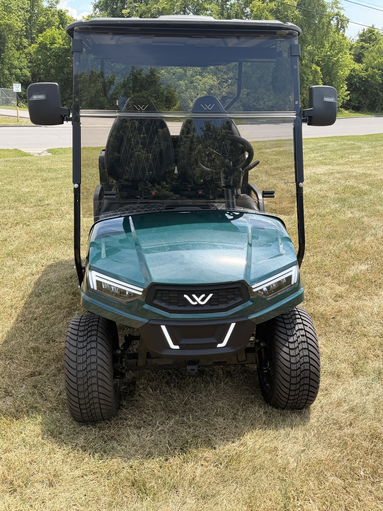 2025 Whisper W5 - GOLFCARTS.COM