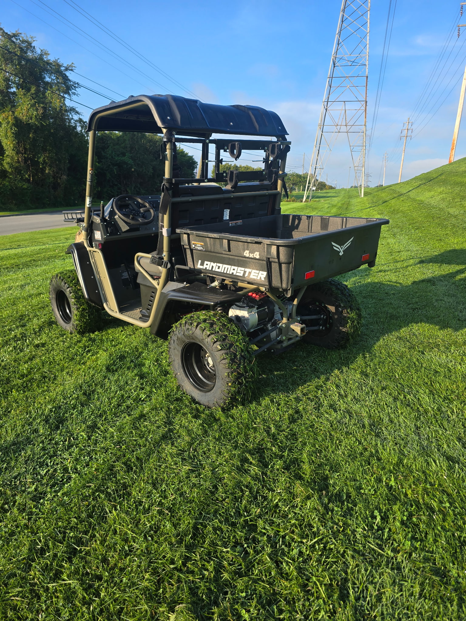 2024 LandMaster AMP Std 4x4 - Image 4