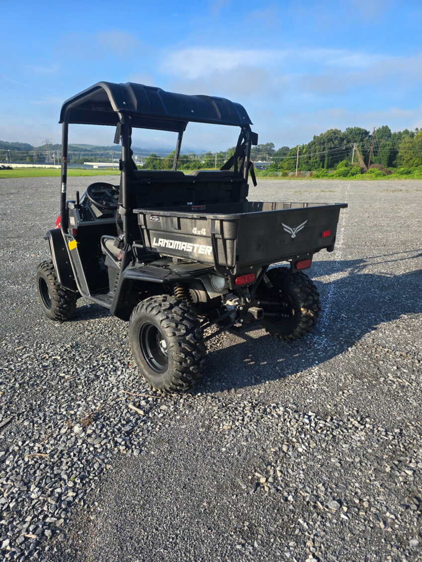 2023 L7 4x4 - GOLFCARTS.COM